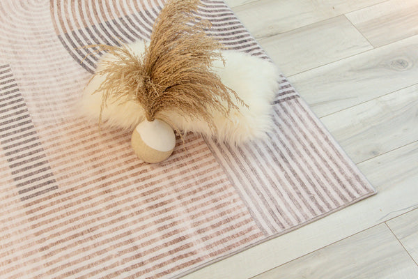 Homeroots 7' X 10' Beige And Brown Abstract Distressed Area Rug  Polyester 530541