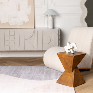HomeRoots 5' Abstract Distressed Area Rug in Beige and Brown – Stylish, Stain-Resistant Design for Any Room 5' X 8' 530544