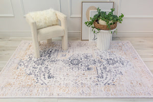 Homeroots 8' X 11' Gray And Gold Oriental Area Rug  Polyester 530574