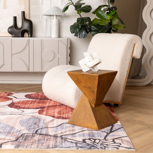 Homeroots 5' X 8' Red And Beige Floral Distressed Area Rug  Polyester 530588