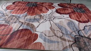 Homeroots 5' X 8' Red And Beige Floral Distressed Area Rug  Polyester 530588