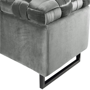 Homeroots 16" Gray Upholstered Velvet Bench With Flip Top Grey Velvet 530663