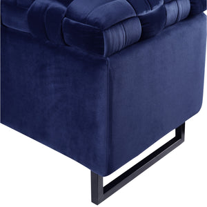 Homeroots 16" Navy Blue Upholstered Velvet Bench With Flip Top Navy Velvet 530665