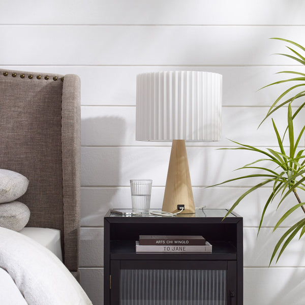 Homeroots 20" Ivory Solid Wood Usb Table Lamp With Ivory Drum Shade Ivory  530947