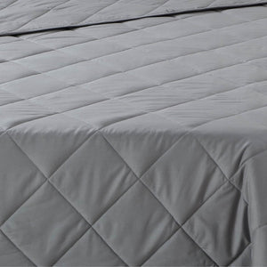 HomeRoots Queen Gray Quilted Weighted Blanket - 20 lb Polyester Comfort for Deeper Sleep & Relaxation 531088