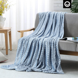 HomeRoots Twin Light Blue Polyester Woven Weighted Blanket - 12 lb Cozy Comfort for Relaxation & Sleep Aid 531099