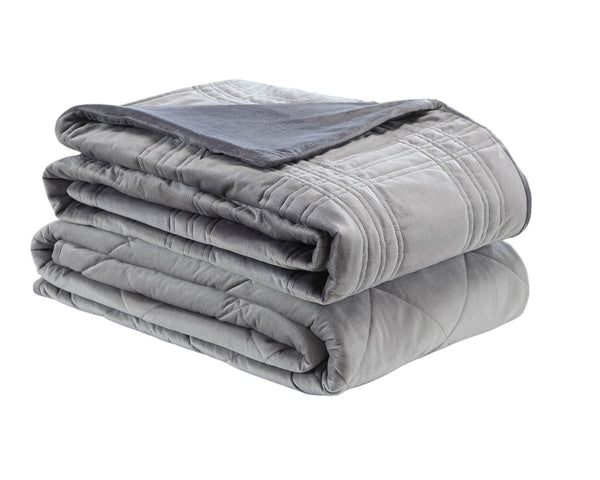 Homeroots 48" X 72" Gray Velvet Quilted Weighted Blanket Grey Velvet 531126