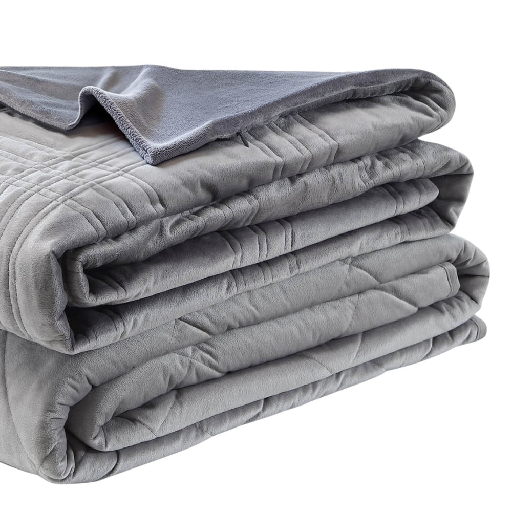 Homeroots 48" X 72" Gray Velvet Quilted Weighted Blanket Grey Velvet 531126