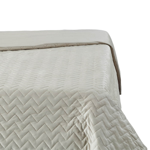 Homeroots 48" X 72" Beige Velvet Quilted Weighted Blanket Taupe Velvet 531160