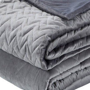 HomeRoots Queen Gray Polyester Quilted Chevron Weighted Blanket - Comfort & Style for Restful Sleep Year-Round 531164