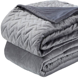 HomeRoots Queen Gray Polyester Quilted Chevron Weighted Blanket - Comfort & Style for Restful Sleep Year-Round 531164