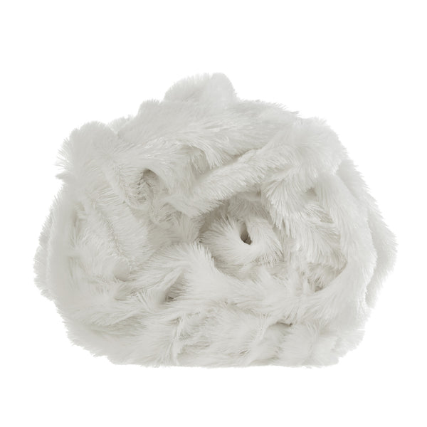 Homeroots 50" Cozy Plush Faux Fur Reversible Throw Blanket For Ultimate Comfort On Chilly Nights White Polyester 531290