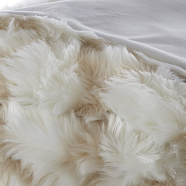 Homeroots 60" X 50" Beige Knitted Acrylic Geometric Throw Blanket Beige Acrylic 531384