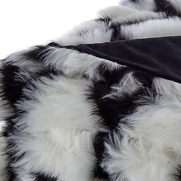 Homeroots 60" X 50" Black Knitted Acrylic Geometric Throw Blanket Black Acrylic 531392