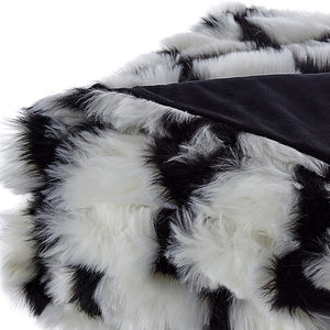 Homeroots 60" X 50" Black Knitted Acrylic Geometric Throw Blanket Black Acrylic 531392