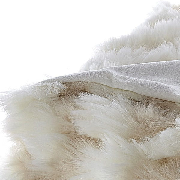 Homeroots 60" X 50" Ivory Knitted Acrylic Geometric Throw Blanket Ivory Acrylic 531394