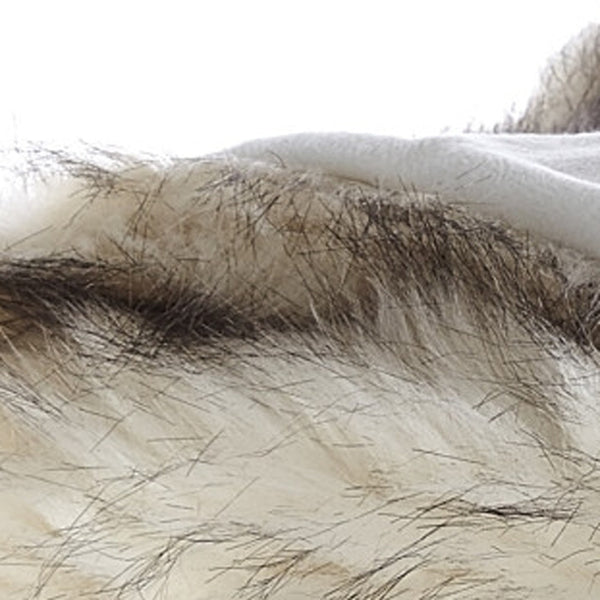 Homeroots 60" X 50" White Knitted Acrylic Animal Print Throw Blanket White Lion Acrylic 531404