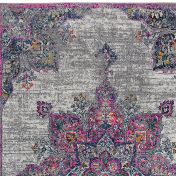 Homeroots 3' X 5' Pink Medallion Power Loom Area Rug  Polypropylene 531564