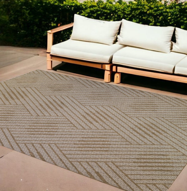 HomeRoots 8' Contemporary Gray and Blue Geometric Indoor Outdoor Area Rug – Durable, Stain-Resistant Design Champagne 8' x 10' 531627
