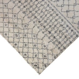 Homeroots 10' Gray And Ivory Geometric Shag Rug - Stylish, Stain-resistant, Durable Design For Your Home Decor 10' Runner Polypropylene 531962