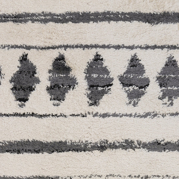 Homeroots 10' Black And Ivory Geometric Shag Rug - Cozy, Stain-resistant Design Perfect For Homes With Kids & Pets 10' Runner Polypropylene 531968