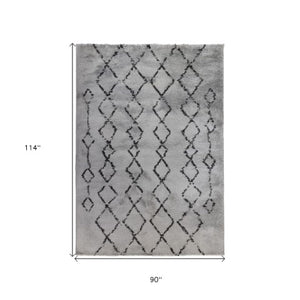 Homeroots 10' Black And Gray Geometric Shag Rug - Durable, Stain Resistant Design For Modern Home Decor Style 7' X 9' Polypropylene 531972