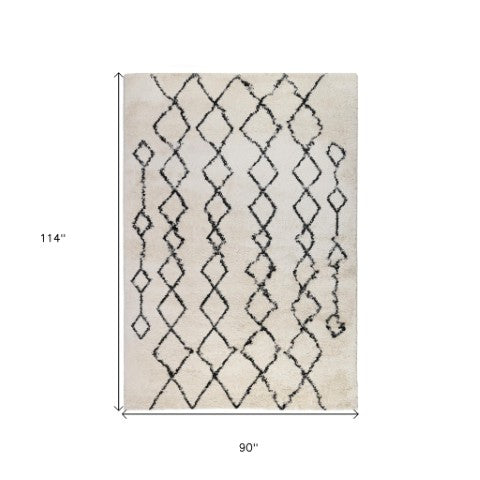 Homeroots 10' Black And Gray Geometric Shag Rug - Durable, Stain Resistant Design For Modern Home Decor Style 7' X 9' Polypropylene 531975