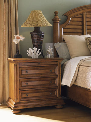 Lexington Tommy Bahama Home Martinique Nightstand – Elegant Island-inspired Design With 3 Drawers And Convenient Pull-out Shelf Plantation  531-621