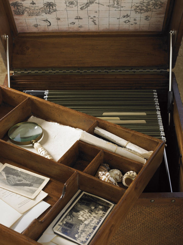 Lexington Tommy Bahama Home East Cove Trunk - Sophisticated Island Style Storage With Woven Abaca, Leather Strapping & Unique Design Plantation  531-955