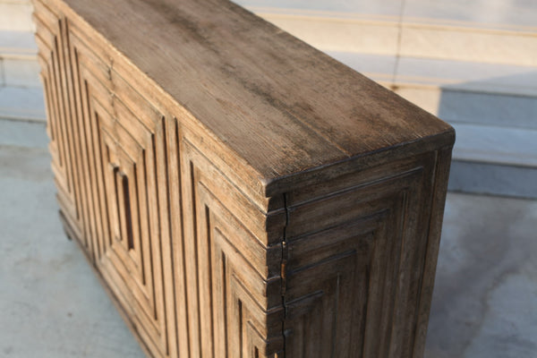 Sarreid Saint Entrance Sideboard - Weathered Driftwood Pine Furniture For Stylish Home Storage Solutions Tan  53267