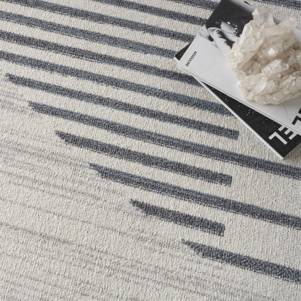 HomeRoots 7' Blue and Ivory Geometric Area Rug - Modern, Washable Design for Stylish Living Spaces and Comfort 8' X 10' 532871