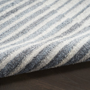 HomeRoots 8' Blue and Ivory Geometric Washable Round Rug – Stylish, Durable, Easy-Care Accent for Modern Homes 532875