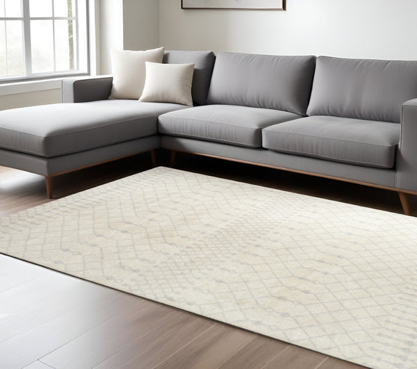 HomeRoots 7' Gray and Ivory Moroccan Washable Area Rug – Soft, Durable, Stain-Resistant, Perfect for High-Traffic Spaces! 532900