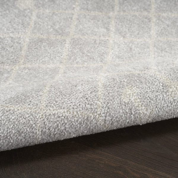 HomeRoots 9' Gray and Ivory Moroccan Area Rug - Stylish, Washable, Durable Design for Modern Living Spaces 9' X 12' 532911