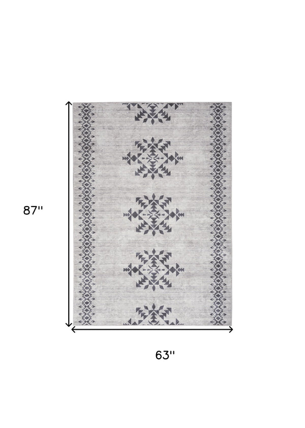 Homeroots 5' X 7' Gray And Ivory Geometric Power Loom Washable Area Rug  Cotton Blend 533007