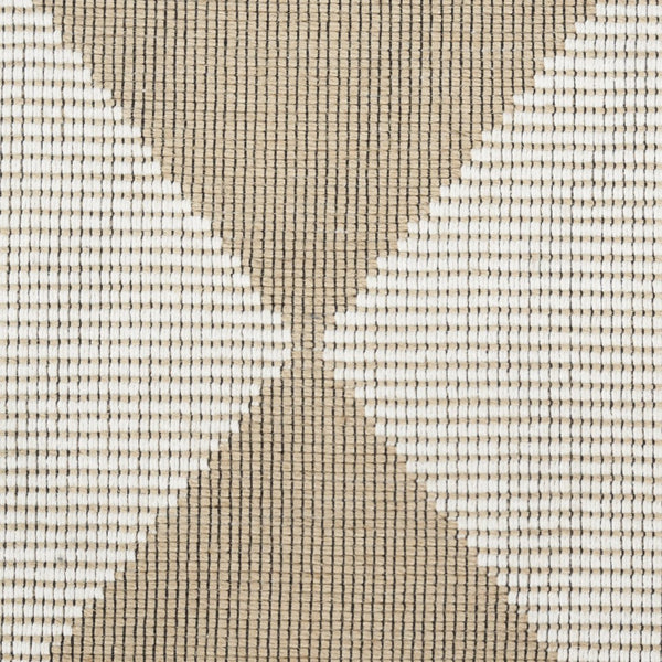 HomeRoots 8' Natural and Ivory Geometric Area Rug - Power Loomed, Washable, Non-Skid for Modern Elegance 8' X 10' 533158