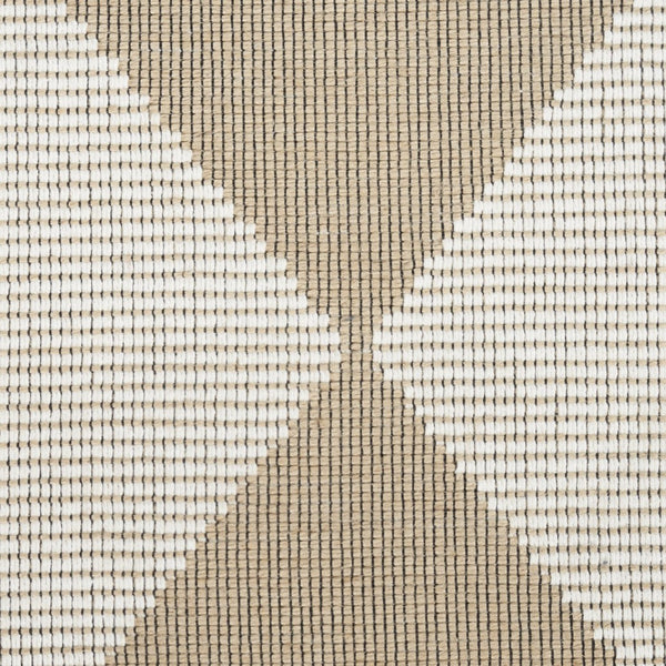 HomeRoots 8' Natural and Ivory Geometric Area Rug - Power Loomed, Washable, Non-Skid for Modern Elegance 8' X 10' 533158