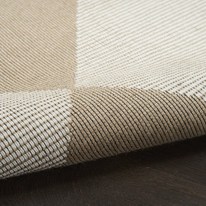 HomeRoots 8' Natural and Ivory Geometric Area Rug - Power Loomed, Washable, Non-Skid for Modern Elegance 8' X 10' 533158