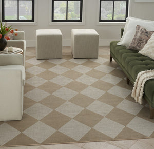 HomeRoots 8' Natural and Ivory Geometric Area Rug - Power Loomed, Washable, Non-Skid for Modern Elegance 8' X 10' 533158