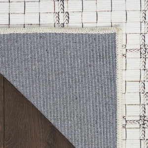 Homeroots 5' X 7' Ivory And Gray Geometric Power Loom Washable Non Skid Area Rug  Cotton Blend 533246