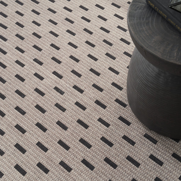 Homeroots 8' X 10' Black And Ivory Abstract Power Loom Washable Non Skid Area Rug  Cotton Blend 533257