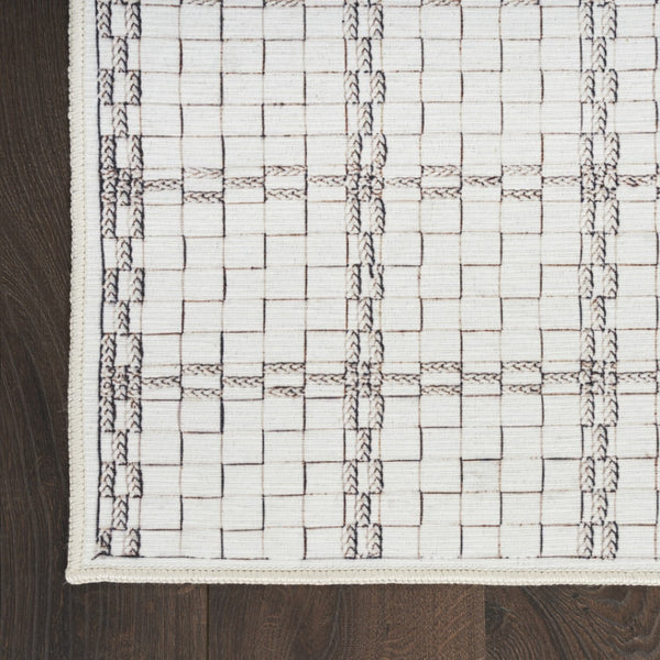 HomeRoots 9' Gray and Ivory Geometric Area Rug - Durable, Washable, Non-Skid Design for Modern Spaces 9' X 12' 533258