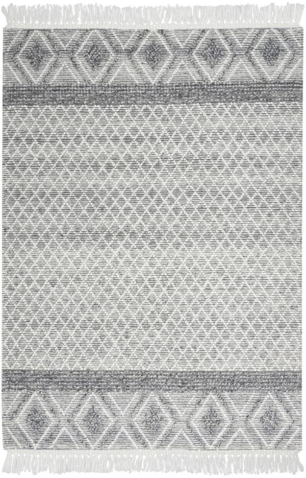 HomeRoots 4' Hand Woven Gray and Ivory Geometric Area Rug with Fringe - Stylish Bohemian Accent for Any Room 4' X 6' 533367