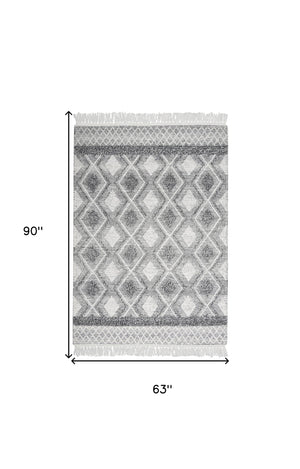 Homeroots 5' X 8' Gray And Ivory Geometric Flatweave Handmade Area Rug With Fringe  Polyester 533372