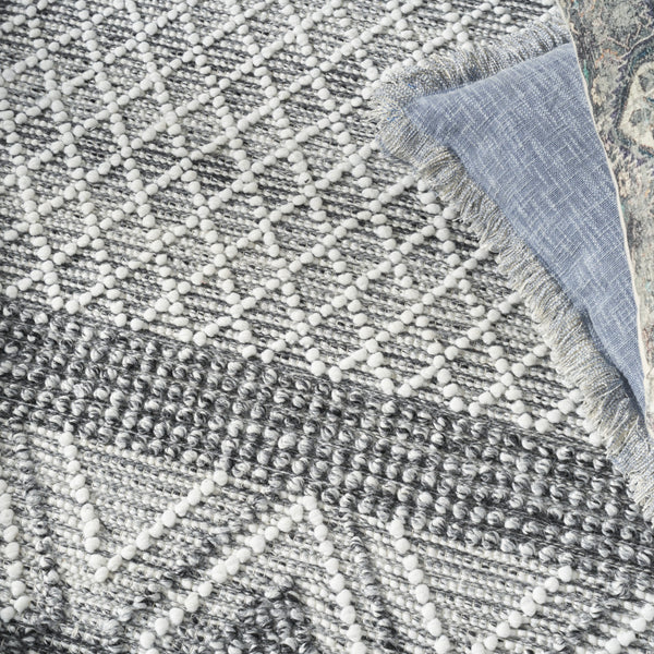 Homeroots 8' X 11' Gray And Ivory Geometric Hand Woven Area Rug With Fringe  Polyester 533373