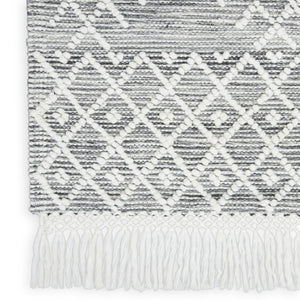 HomeRoots 4' Hand-Woven Gray and Ivory Geometric Area Rug with Fringed Edges for Modern Home Decor Charm 8' X 11' 533374