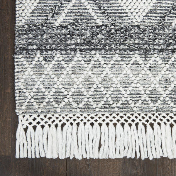 Homeroots 8' X 11' Gray And Ivory Geometric Hand Woven Area Rug With Fringe  Polyester 533375