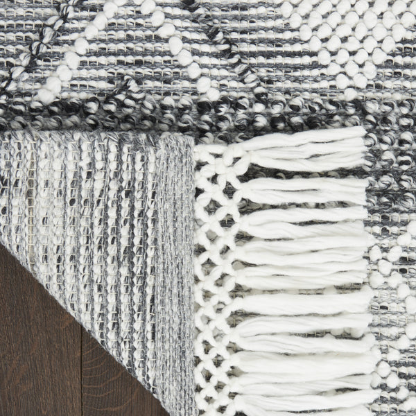Homeroots 8' X 11' Gray And Ivory Geometric Hand Woven Area Rug With Fringe  Polyester 533375