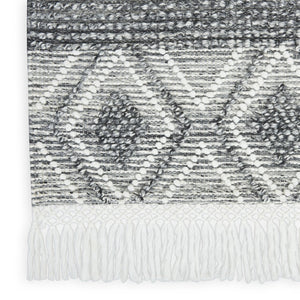HomeRoots 8' Gray and Ivory Geometric Runner Rug - Hand-Woven Artisanal Design with Fringe for Modern Spaces 533376