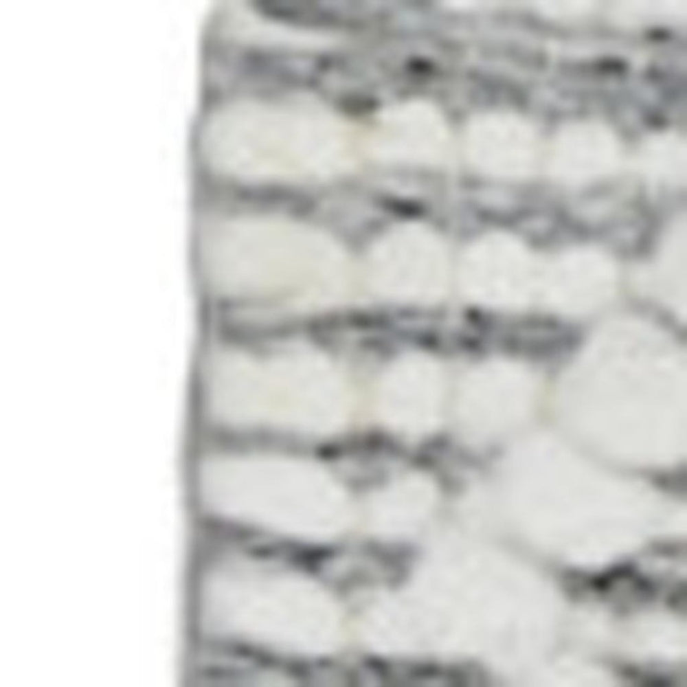 HomeRoots 8' Gray and Ivory Geometric Runner Rug - Hand-Woven with Fringe for Stylish Hallways & Entryways 533378